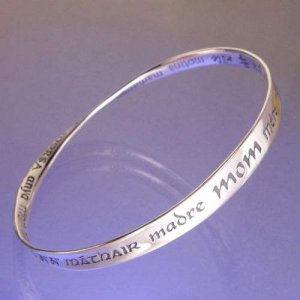 Mom in 32 Language Mobius Bracelet - Sterling Silver