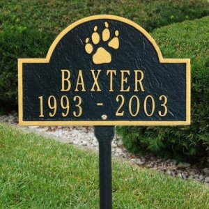 Dog Memorial Marker with Paw Print. Personalized