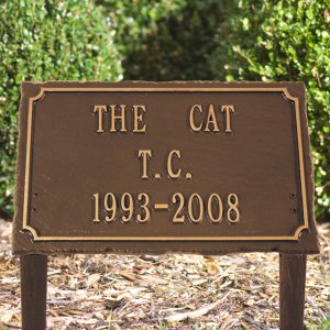 Garden Pet Memorial Plaque, 3 Lines. Personalized