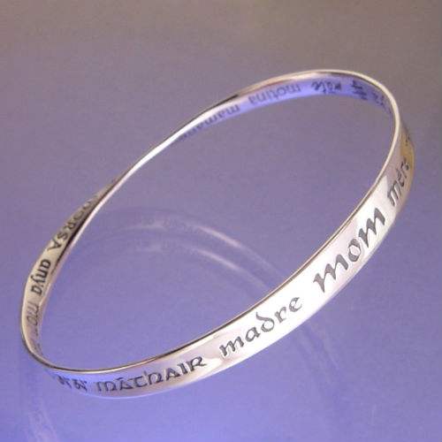 Mom in 32 Language Mobius Bracelet - Sterling Silver - Click Image to Close