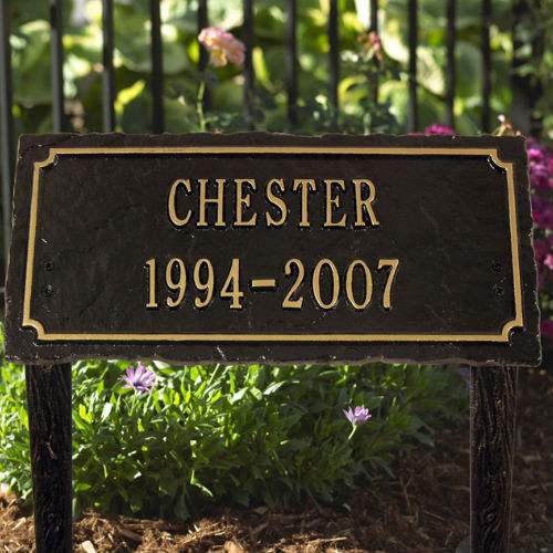 Garden Pet Memorial Marker, 2 Lines. Personalized - Click Image to Close